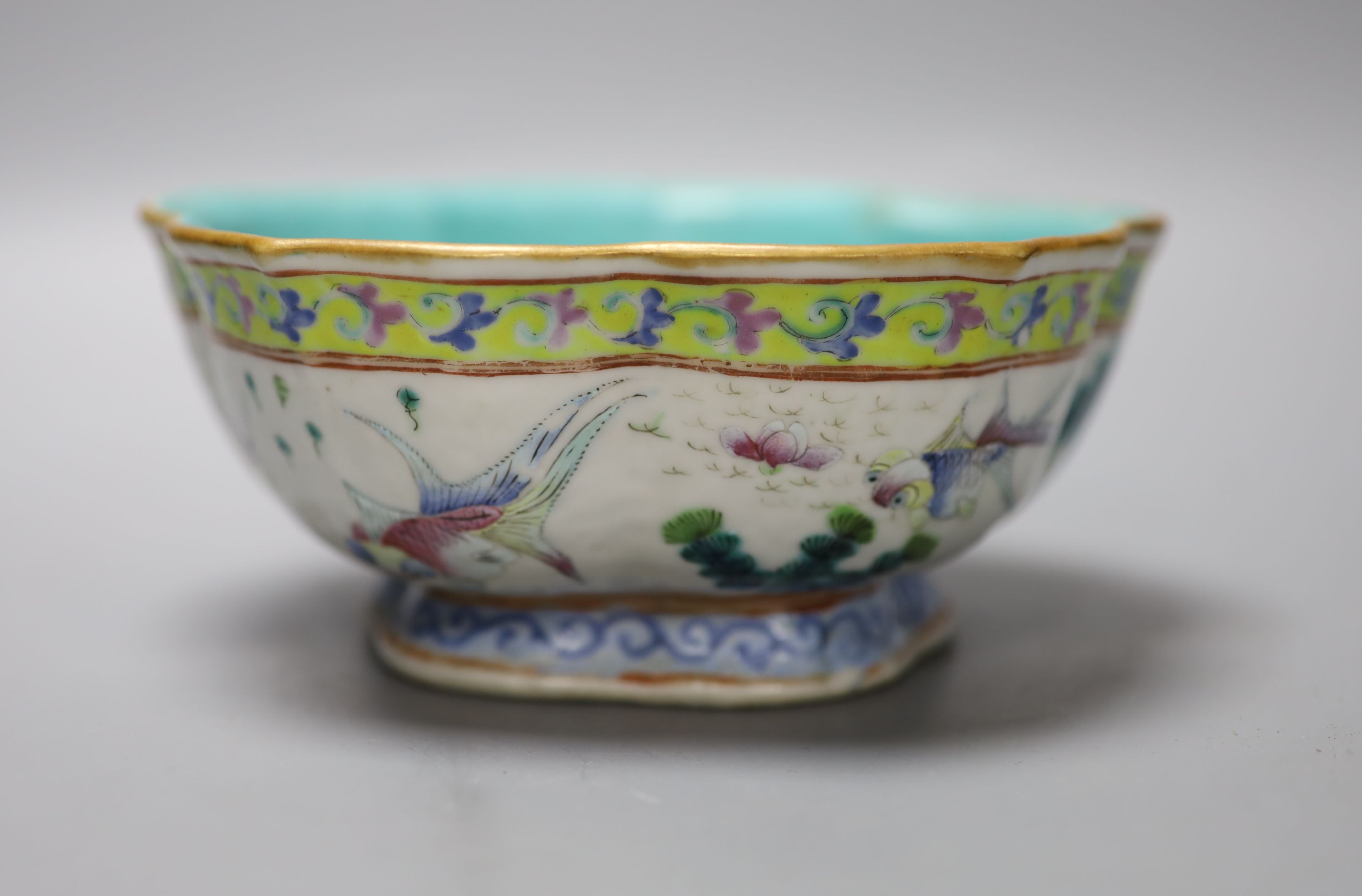 A Chinese polychrome famille rose petal lobed bowl, Tongzhi seal mark and period, diameter 18cm
